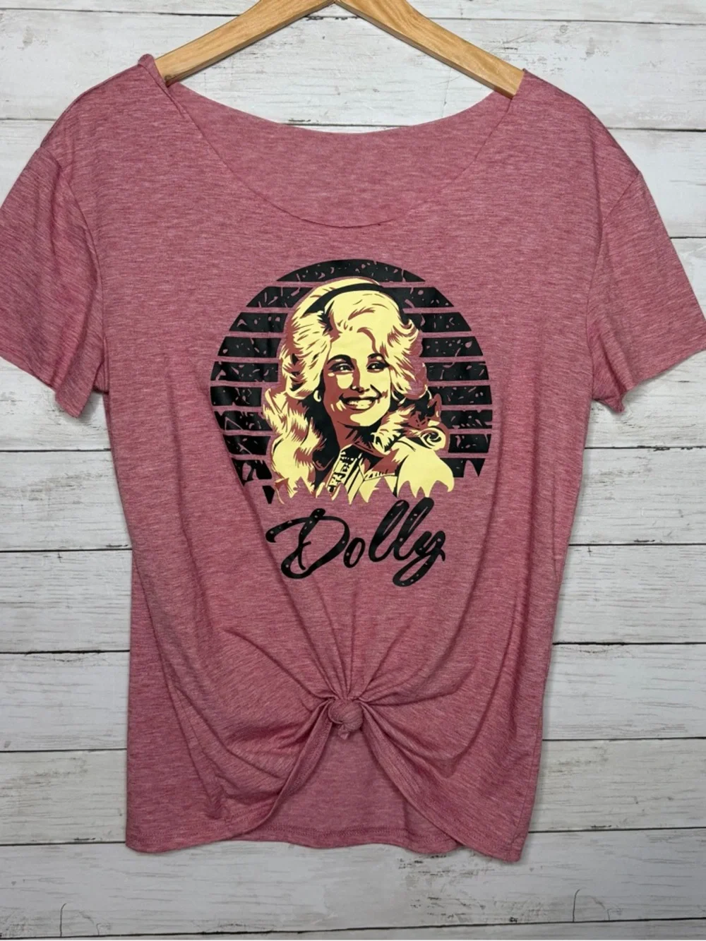 Dolly Parton Pink Graphic T-shirt - Picture 2 of 3